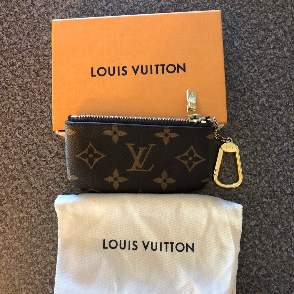 100% Authentic Louis Vuitton Key Pouch